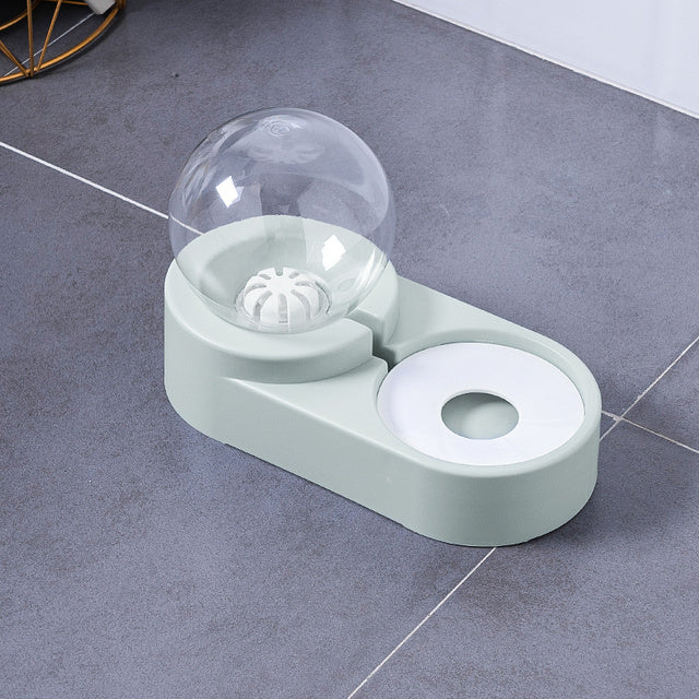 New Bubble Ball Pet Bowl Automatic Feeder 1.8L Water Bowl