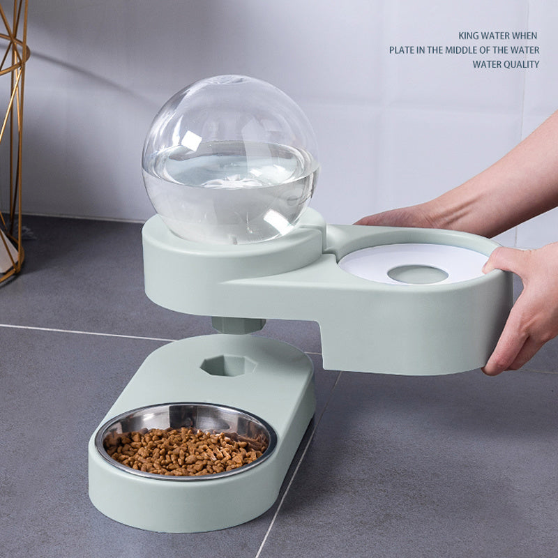 New Bubble Ball Pet Bowl Automatic Feeder 1.8L Water Bowl