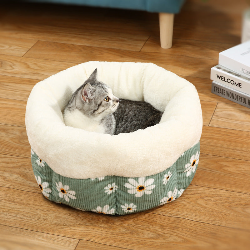 Warm plush cat bed